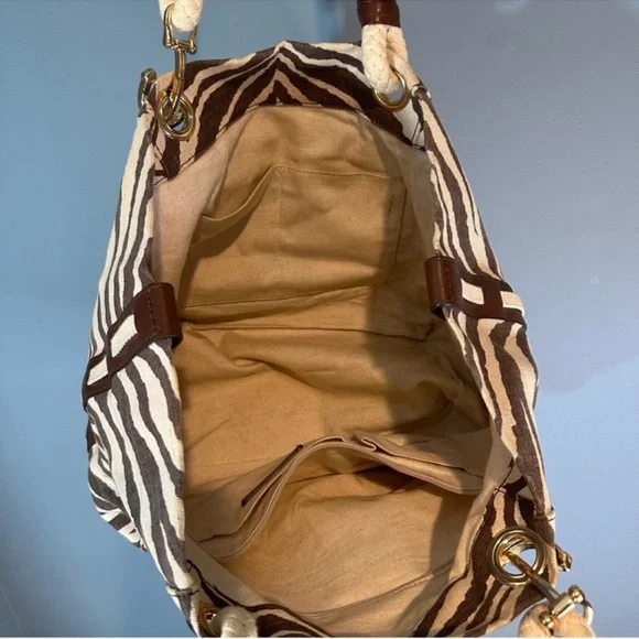 Michael Kors Marina Anchor Rope Tiger Print Shoulder Canvas Tote (+ Dust Bag) - Picture 9 of 12